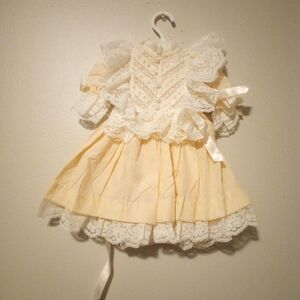 Middleton Original Dolls vintage frilly girl doll dress